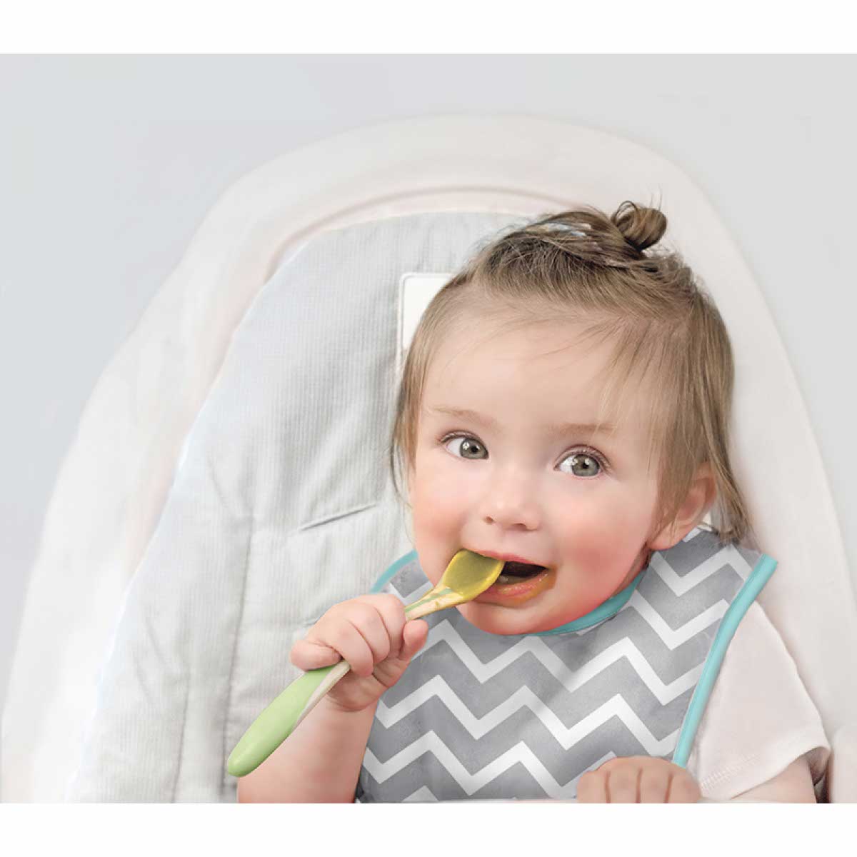 KUSHIES 嬰兒口水肩 (6-12個月) 紫紅花兒