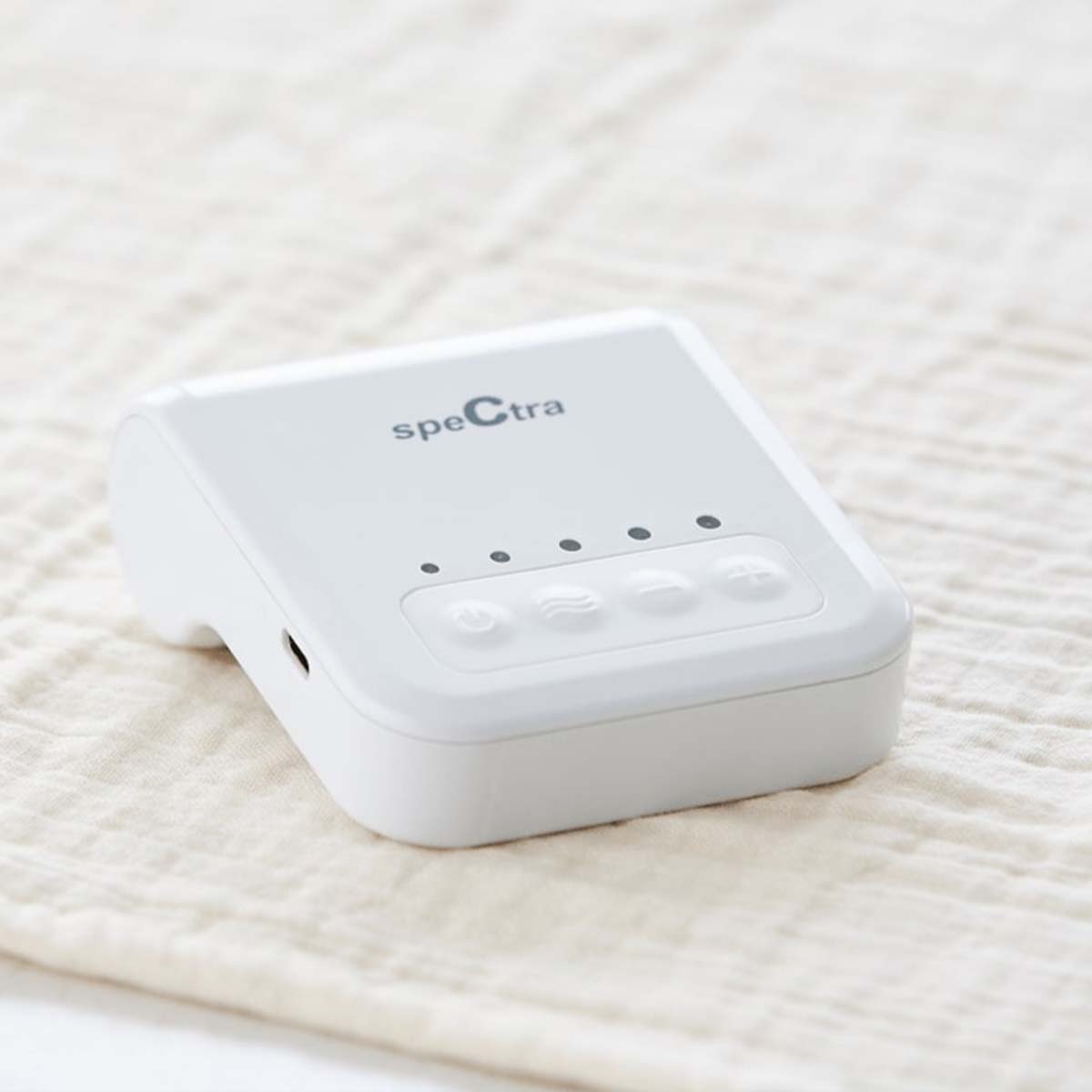 SPECTRA Q 迷你電動奶泵.p4